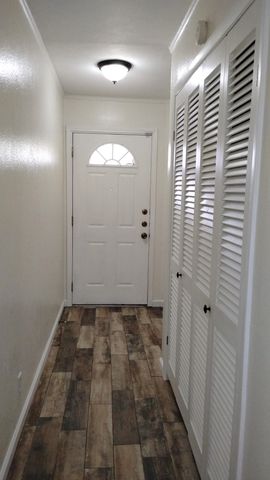 423 Columbia Circle, Irving, TX 75062