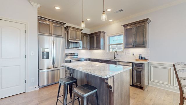 312 Hathaway Ln, Gallatin, TN 37066