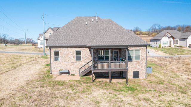 312 Hathaway Ln, Gallatin, TN 37066