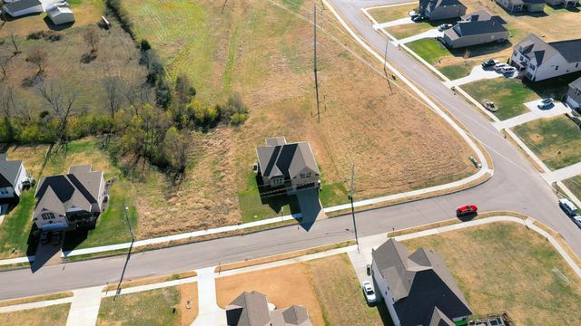 312 Hathaway Ln, Gallatin, TN 37066