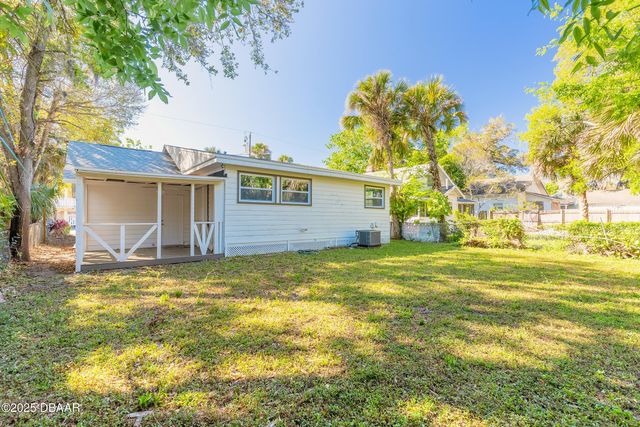 138 Kingston Avenue, Daytona Beach, FL 32114