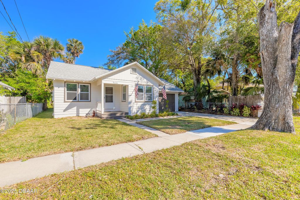 138 Kingston Avenue, Daytona Beach, FL 32114