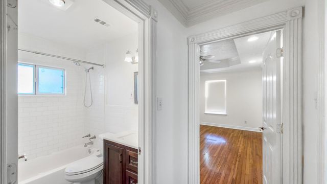 7450 Magnolia Street, Houston, TX 77023