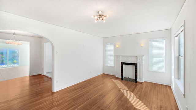 7450 Magnolia Street, Houston, TX 77023