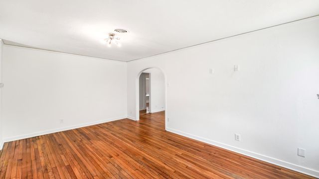 7450 Magnolia Street, Houston, TX 77023