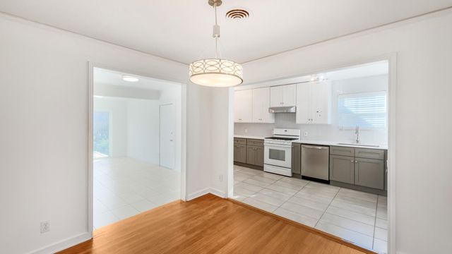 7450 Magnolia Street, Houston, TX 77023