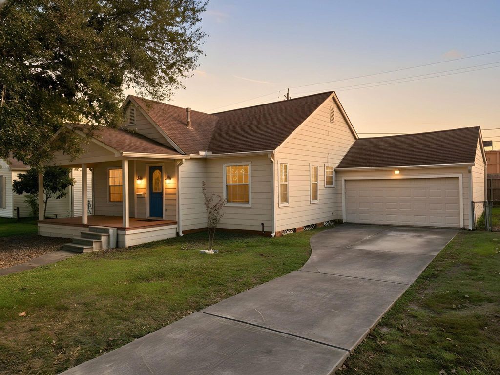 7450 Magnolia Street, Houston, TX 77023