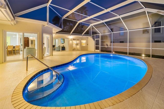 480 CLEVELAND DRIVE, Sarasota, FL 34236