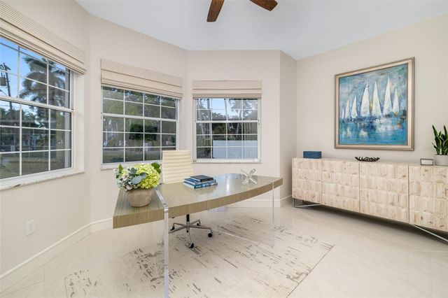 480 CLEVELAND DRIVE, Sarasota, FL 34236