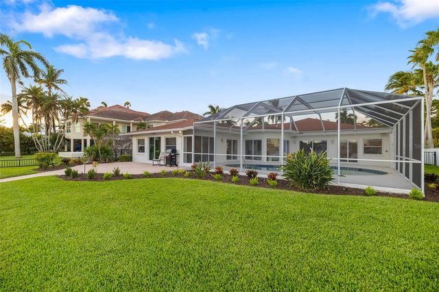 480 CLEVELAND DRIVE, Sarasota, FL 34236