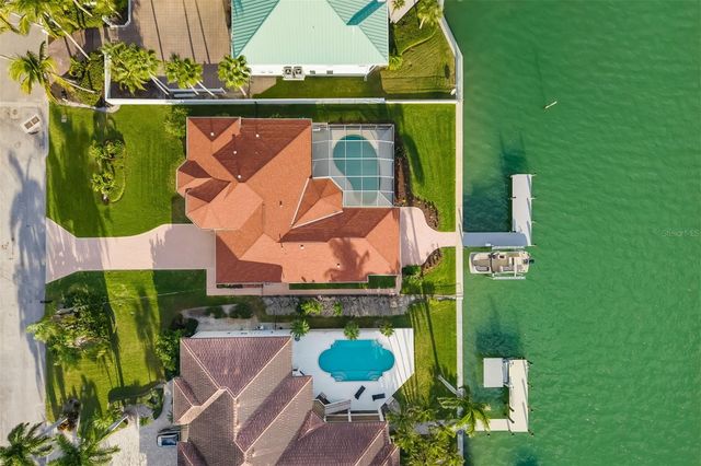 480 CLEVELAND DRIVE, Sarasota, FL 34236