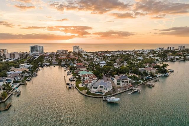 480 CLEVELAND DRIVE, Sarasota, FL 34236