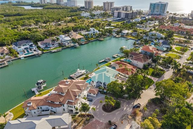 480 CLEVELAND DRIVE, Sarasota, FL 34236