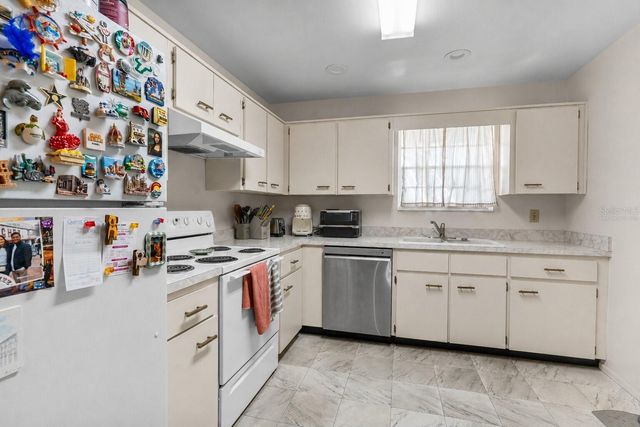11942 SKYLAKE PLACE C, Tampa, FL 33617