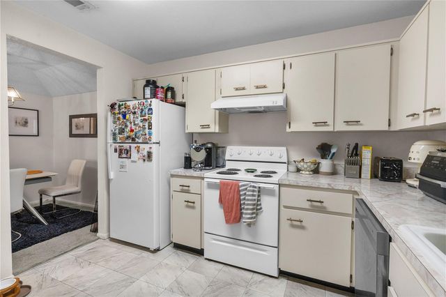 11942 SKYLAKE PLACE C, Tampa, FL 33617