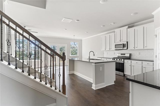 3956 Lockaby Way, Lawrenceville, GA 30044