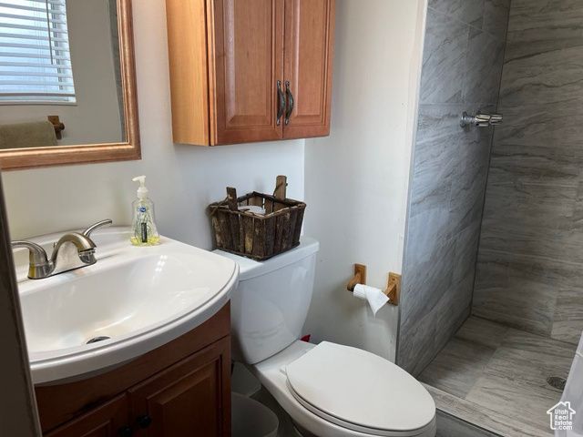 1213 N WINSTON DR, Kaysville, UT 84037