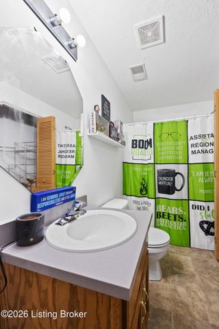 135 Lazy River North Pkwy, Shepherdsville, KY 40165
