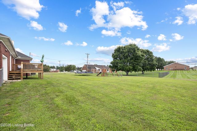135 Lazy River North Pkwy, Shepherdsville, KY 40165