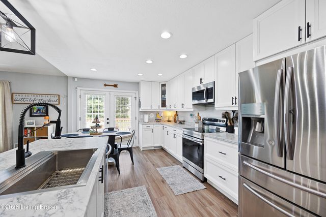135 Lazy River North Pkwy, Shepherdsville, KY 40165