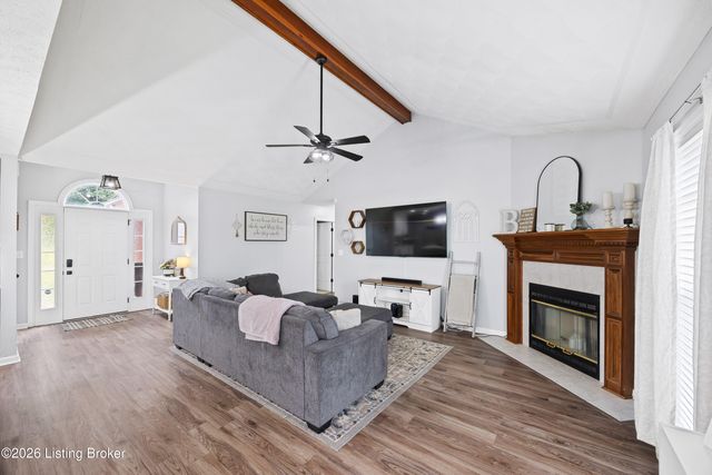 135 Lazy River North Pkwy, Shepherdsville, KY 40165
