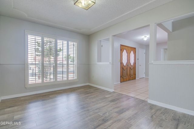 1668 DICK RITTER Drive, El Paso, TX 79936