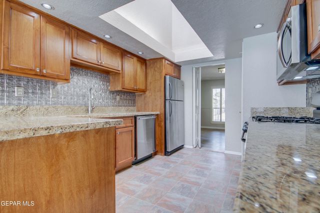 1668 DICK RITTER Drive, El Paso, TX 79936