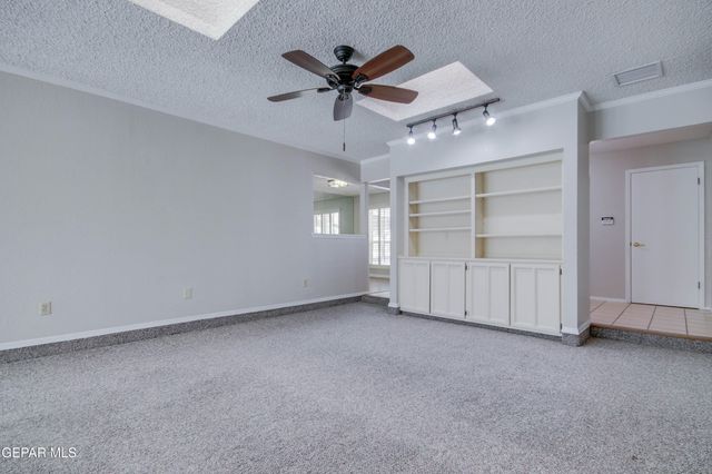 1668 DICK RITTER Drive, El Paso, TX 79936