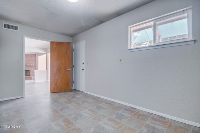 1668 DICK RITTER Drive, El Paso, TX 79936