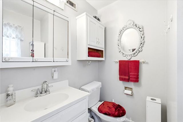 20431 Payeras Street, Chatsworth, CA 91311