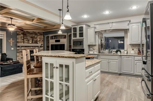 11674 S Sumac Street, Olathe, KS 66061