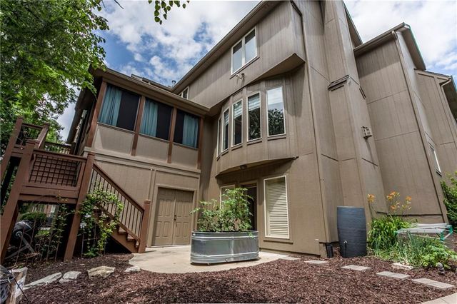 11674 S Sumac Street, Olathe, KS 66061