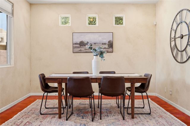 5 Ocotillo Place, Santa Fe, NM 87508
