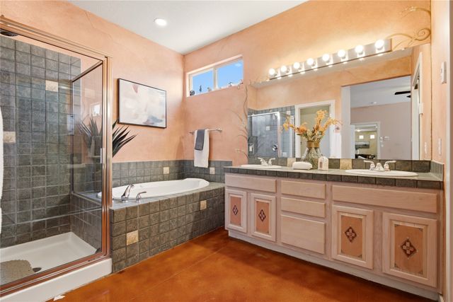 5 Ocotillo Place, Santa Fe, NM 87508