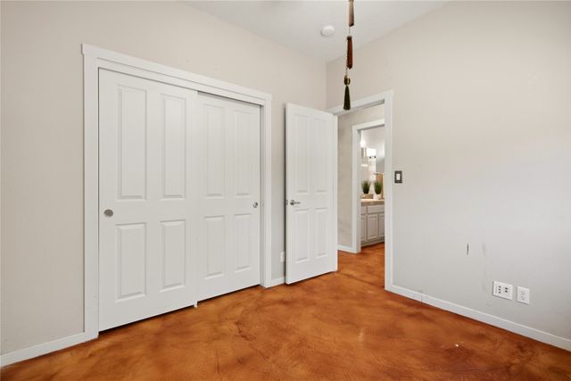 5 Ocotillo Place, Santa Fe, NM 87508