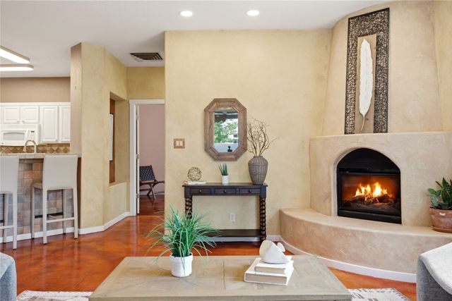 5 Ocotillo Place, Santa Fe, NM 87508