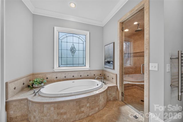 229 Wrenwood Lane, Charlotte, NC 28211
