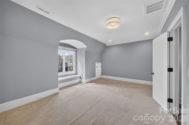 229 Wrenwood Lane, Charlotte, NC 28211