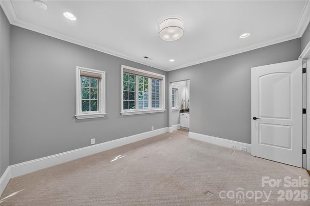 229 Wrenwood Lane, Charlotte, NC 28211