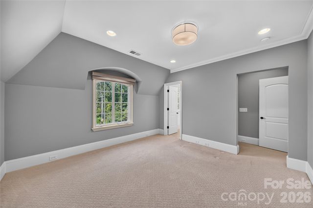 229 Wrenwood Lane, Charlotte, NC 28211