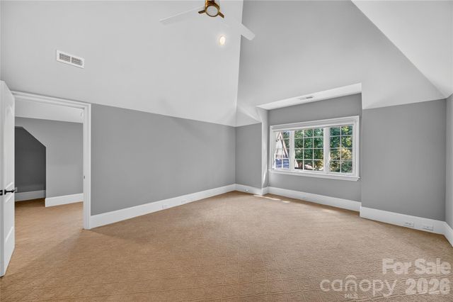 229 Wrenwood Lane, Charlotte, NC 28211