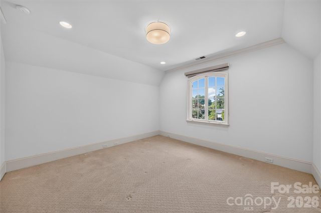 229 Wrenwood Lane, Charlotte, NC 28211
