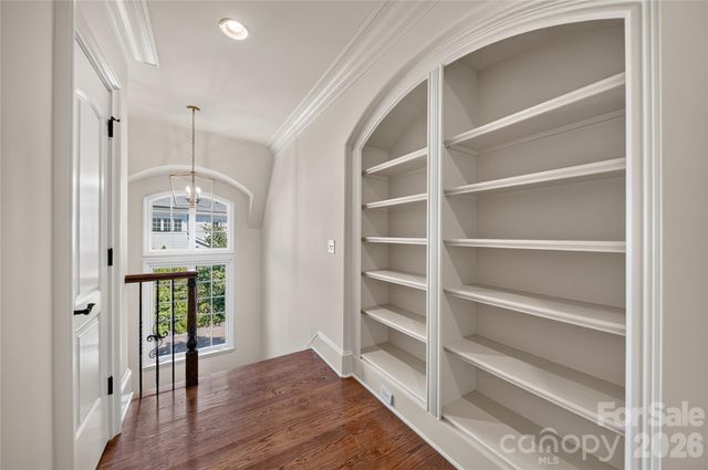 229 Wrenwood Lane, Charlotte, NC 28211