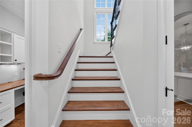229 Wrenwood Lane, Charlotte, NC 28211