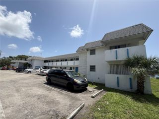 19051 NE 2nd Avenue 1517, Miami, FL 33179