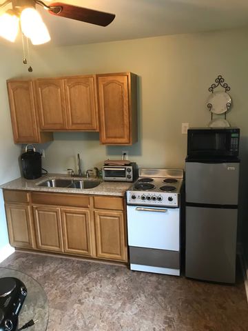 1219 McGavock Pike, Nashville, TN 37216
