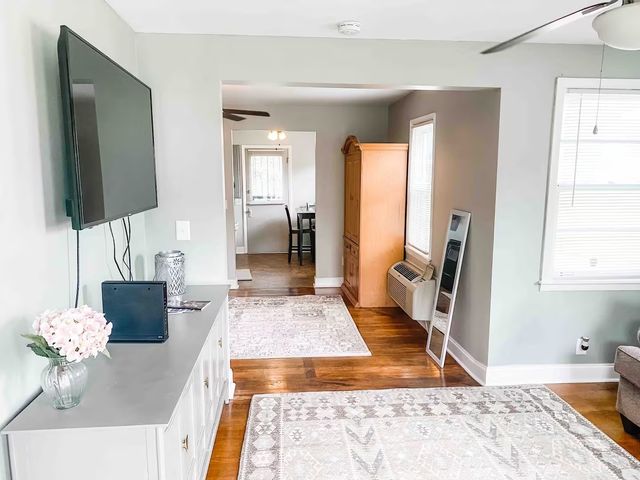 1219 McGavock Pike, Nashville, TN 37216