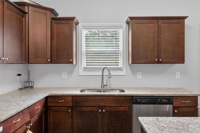 338 Springwater Way, Bremen, GA 30110