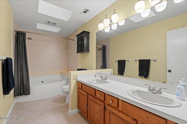 31 Chesterfield Lake Drive, Beaufort, SC 29906