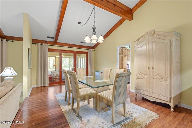 31 Chesterfield Lake Drive, Beaufort, SC 29906